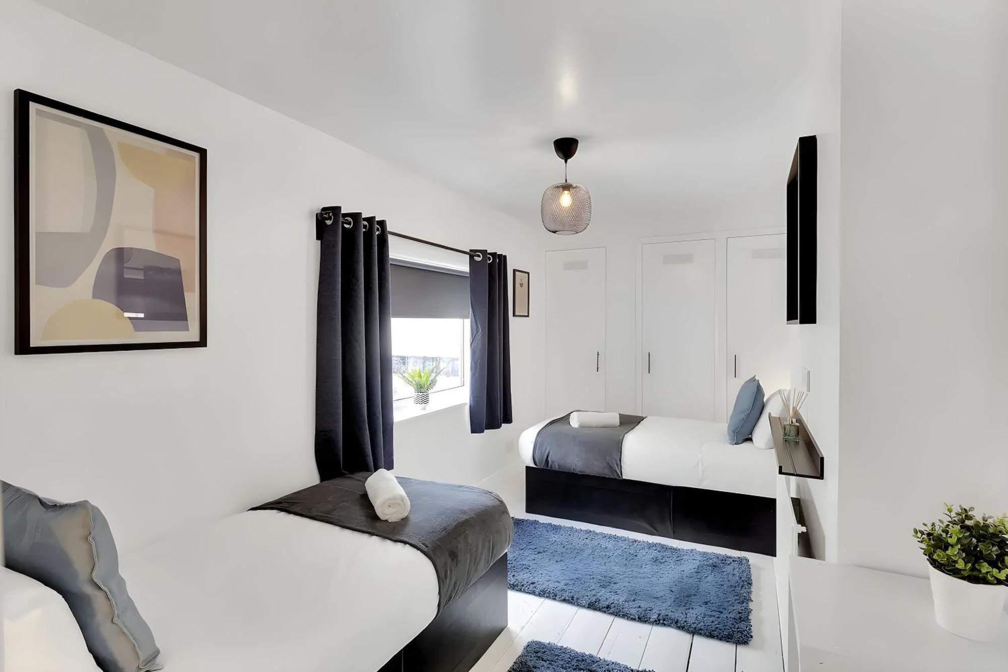 Apartment Centre 2 Bedroom - Free Parking - Wifi - Smart Tv Plymouth