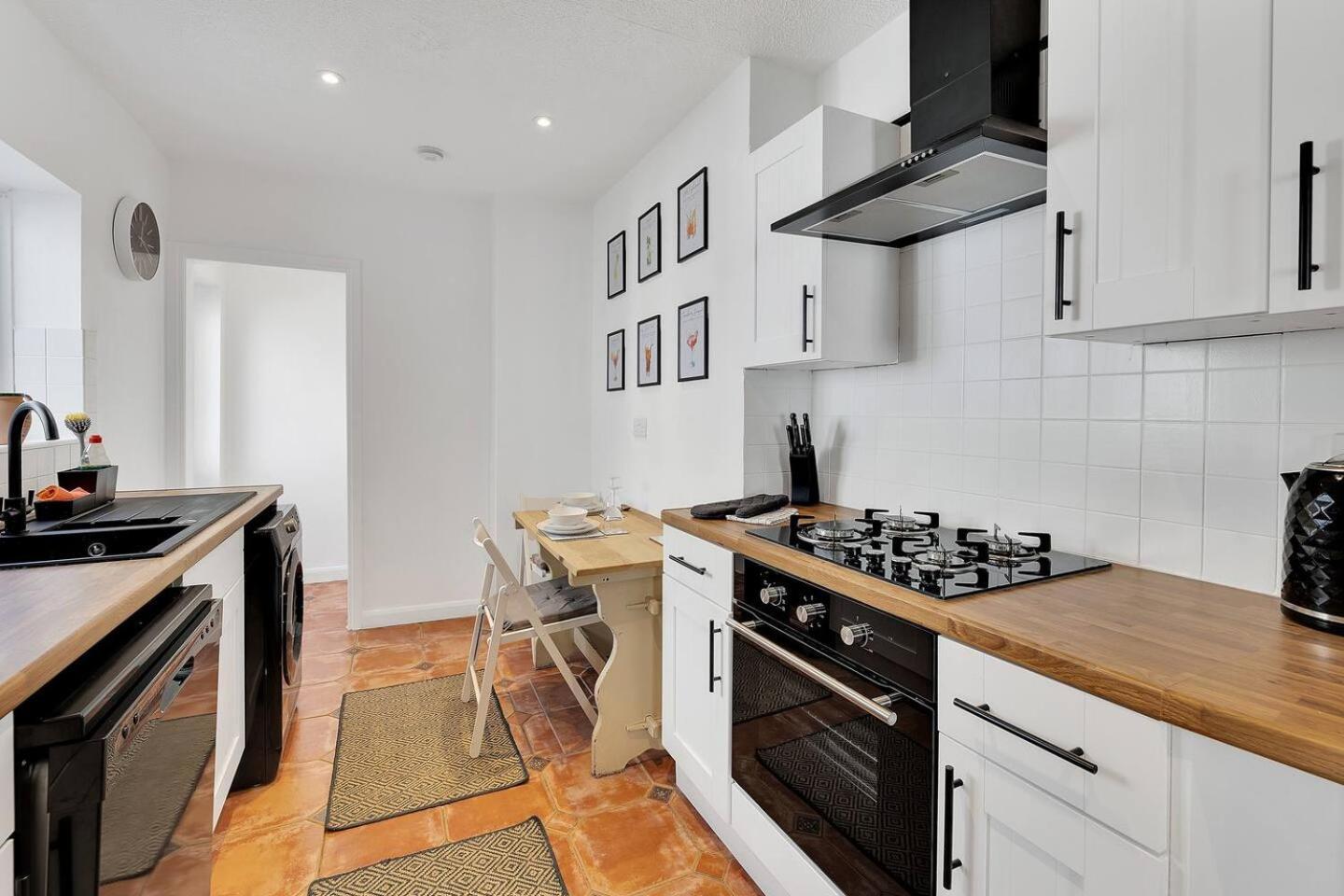 Centre 2 Bedroom - Free Parking - Wifi - Smart Tv Apartment Plymouth
